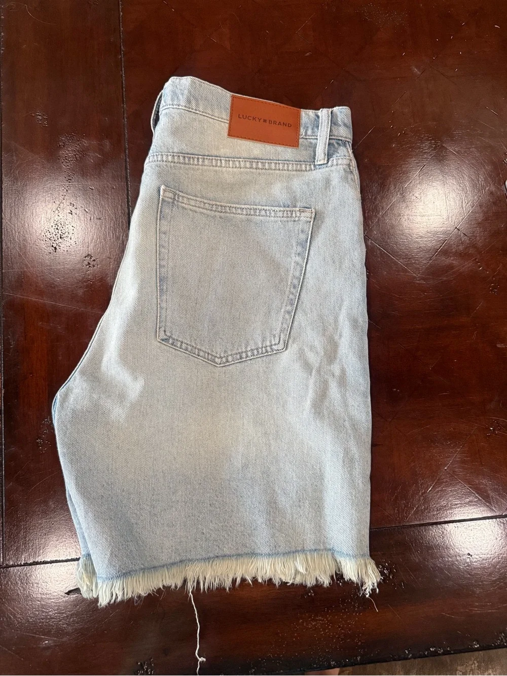 Lucky Brand Light Blue White Washed Vintage Frayed Hem Denim Shorts Size 12 / 31